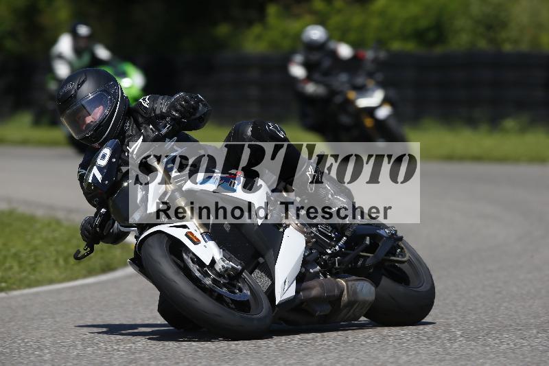 /Archiv-2024/29 12.06.2024 MOTO.CH Track Day ADR/Gruppe rot/70